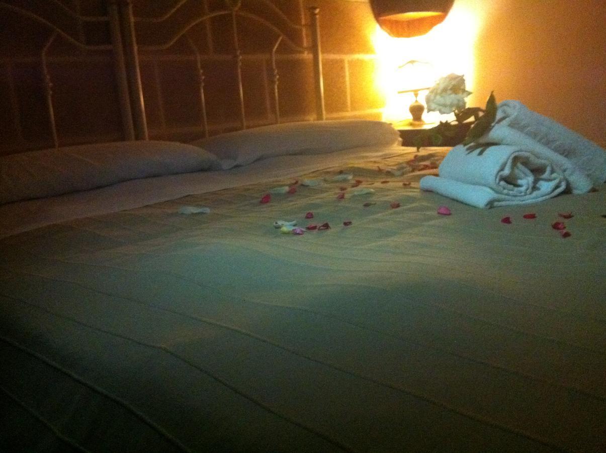 B&B Antico Carrubo โมโนโปลี ภายนอก รูปภาพ